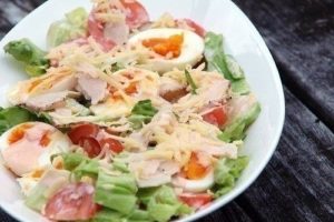 салат курица помидор яйца