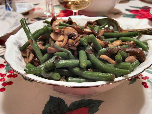 Стручковая фасоль с грибами