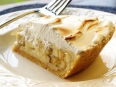 Банановая творожная запеканка с йогуртом