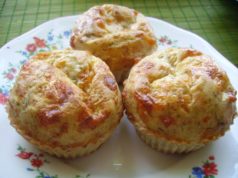 Сырные кексы на кефире