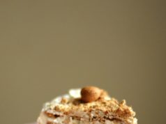 Творожно-банановый торт