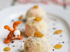 Творожные шарики с морковью и изюмом