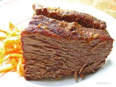 Телятина с пряностями из рукава