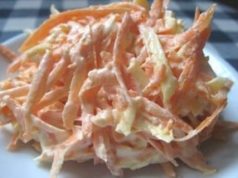 Морковный салат с сыром и чесноком