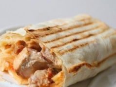 Полезный сэндвич из лаваша