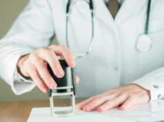 Как оформить справку в медцентре?