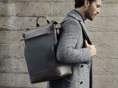 Можно ли мужчинам носить рюкзак с пальто?