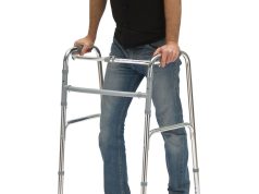 Как выбрать ходунки для инвалидов и пожилых людей?